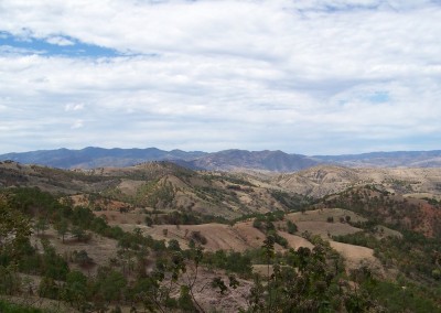 Figure 1. The mountainous terrain of eastern Guerrero as seen from Cauadzidziqui. (Image Copyright: Arnaud F. Lambert).