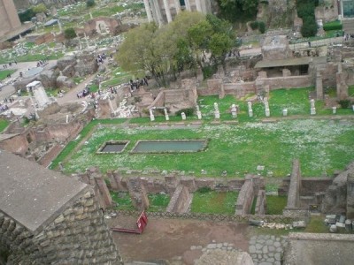 Aerial view of the Forum showing the proximity of the Temple of Vesta, the House of the Vestals, the Temple of Antinous Pius and Faustina and the Temple of Romulus.