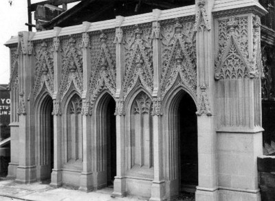 Figure 11. Erection of the new front in the same design as the previous front. (Anon. 1930-40 [Photograph: Accession Number: 1971.59/8] At http://www.wakefieldmuseumcollections.org.uk). Image courtesy of Wakefield Council.