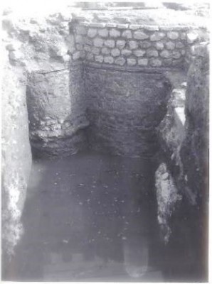 Figure 8. Detail of the construction of the apse and north buttress. Shepherd, J.D. 1998, 57.