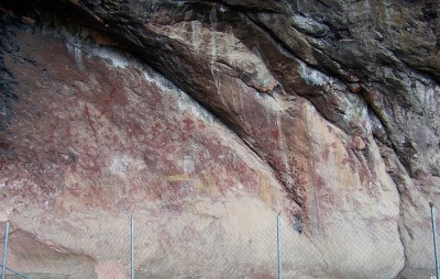 Figure 4. A full view of the painted panel at Cauadzidziqui. (Image Copyright: Arnaud F. Lambert).