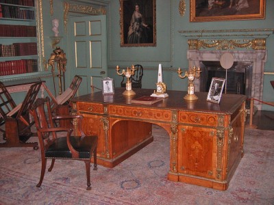 A room in which privacy was available Mr Wood's Library, Temple Newsam. Credit: author.